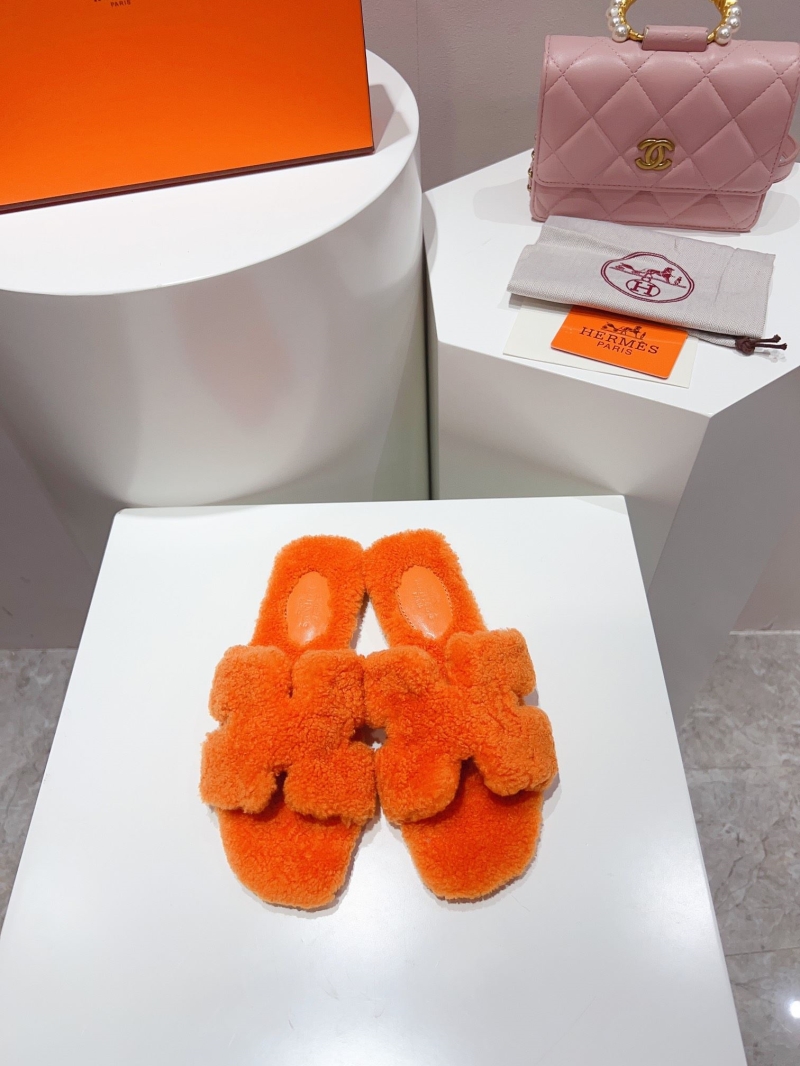 Hermes Slippers